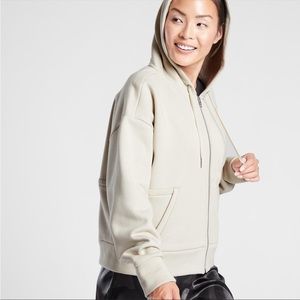 Athleta tenacity hoodie